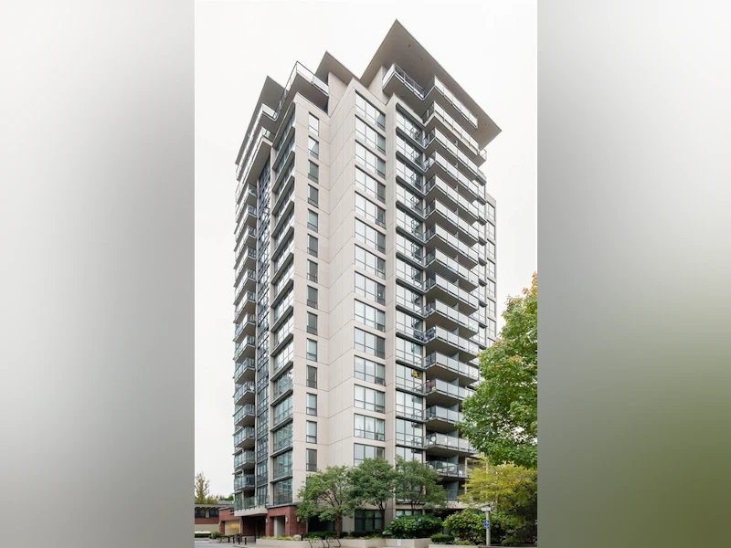 606 - 2959 Glen Drive, Coquitlam BC V3B 0B8