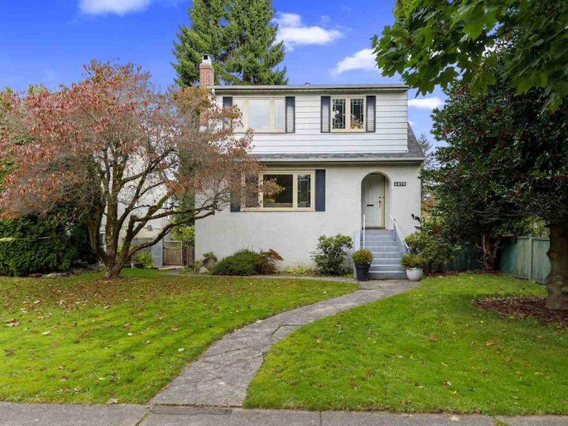 4279 W 16th Avenue, Vancouver BC V6R 3E5