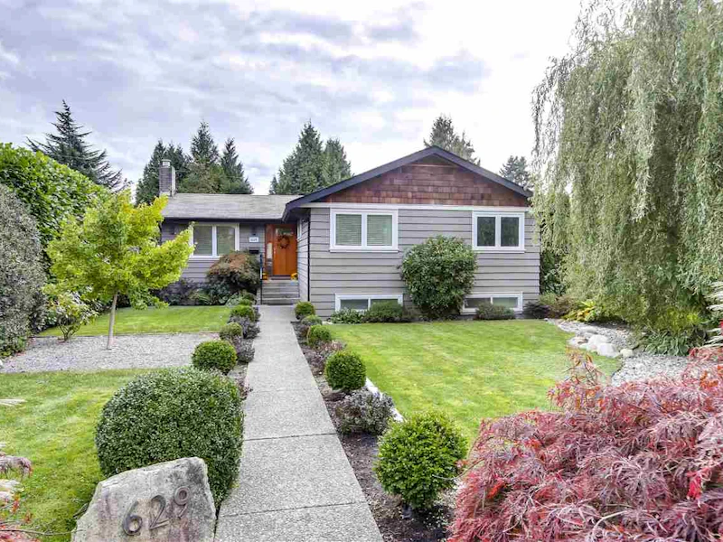 629 E 5th Street, North Vancouver BC V7L 1M6