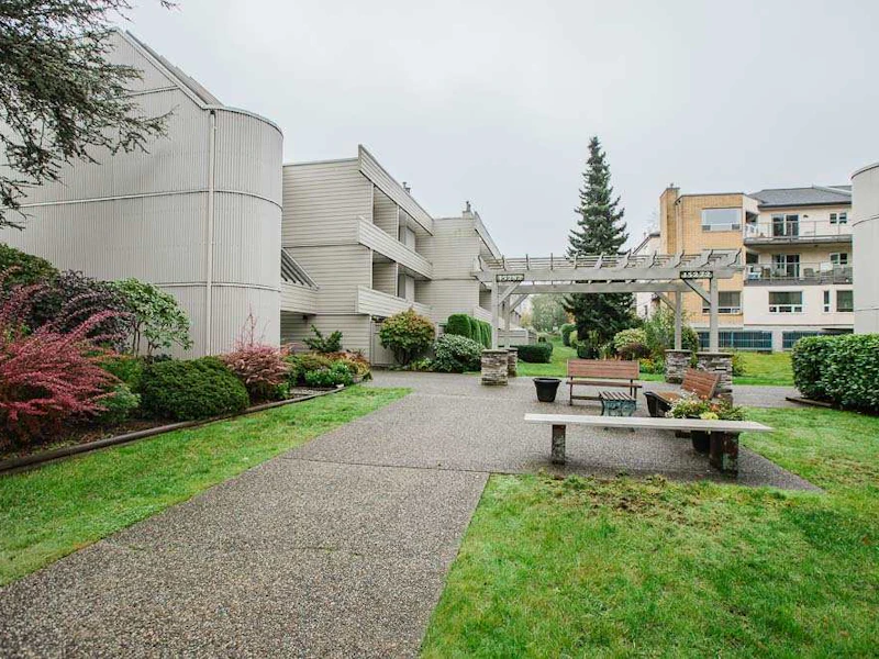 204 - 15282 19th Avenue, Surrey BC V4A 1X6