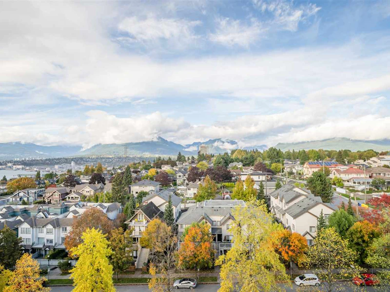 1108 - 3760 Albert Street, Burnaby BC V5C 5Y8
