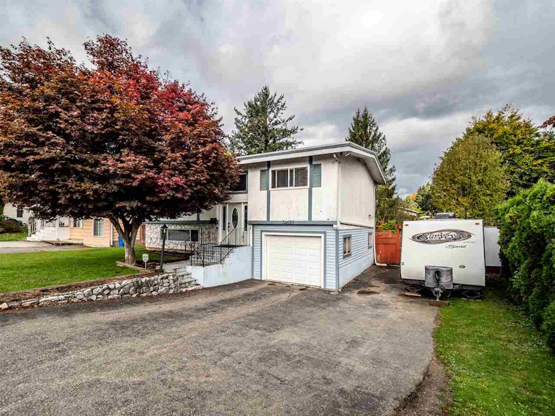 34689 Marshall Road, Abbotsford BC V2S 1M4