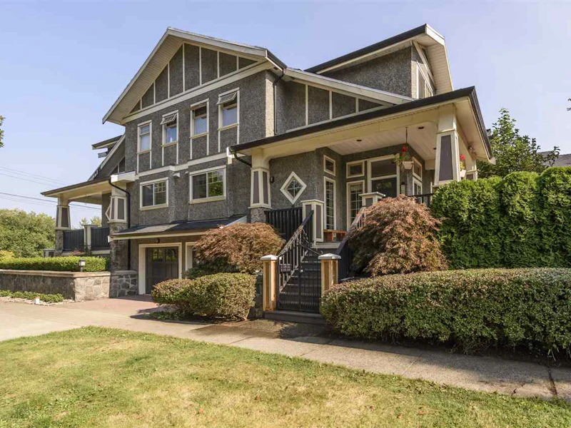 3208 Fleming Street, Vancouver BC V5N 3V5