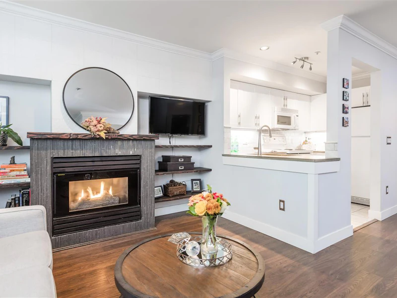 105 - 685 W 7th Avenue, Vancouver BC V5Z 1B6