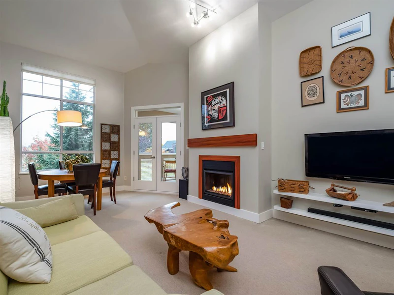 412 - 360 E 36th Avenue, Vancouver BC V5W 4B9