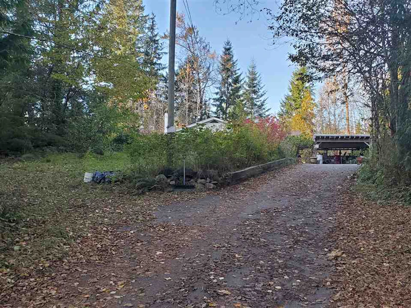 27593 110th Avenue, Maple Ridge BC V2W 1P6