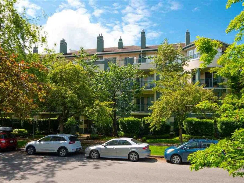 401 - 1928 Nelson Street, Vancouver BC V6G 1N2