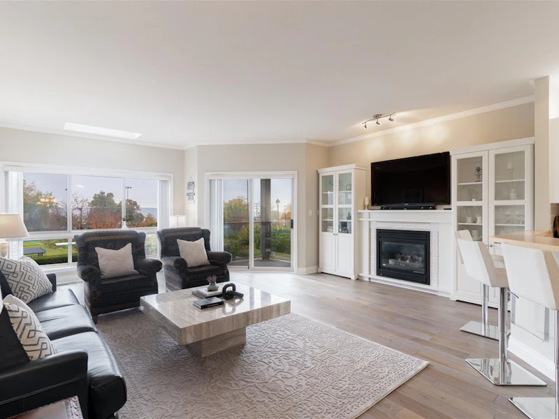 1217 Marine Drive, West Vancouver BC V7T 1B4