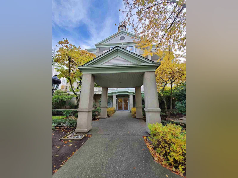 220 - 15268 105th Avenue, Surrey BC V3R 0W8