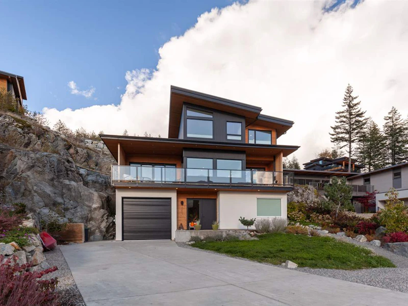 2255 Windsail Place, Squamish BC