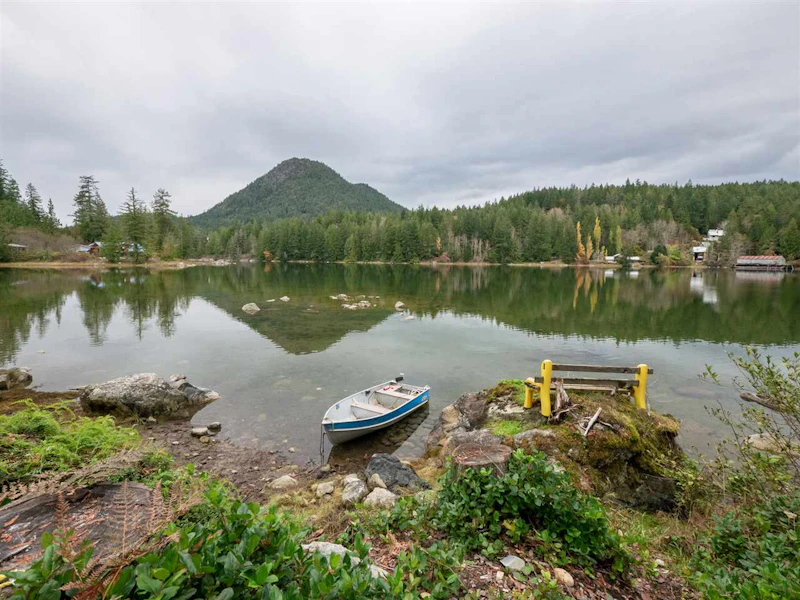 5653 East Oyster Bay Road, Pender Harbour Egmont BC