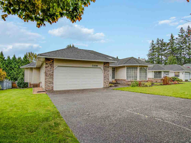 2338 151a Street, Surrey BC V4A 8T1