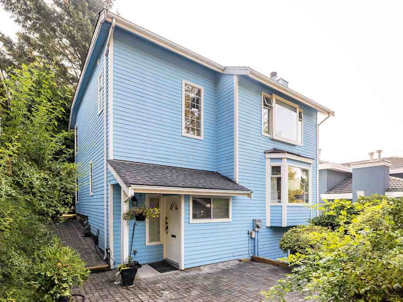 3020 Ellerslie Avenue, Burnaby BC V5B 4W1
