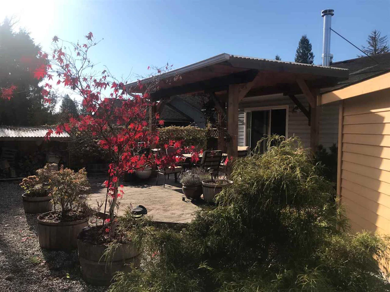 5686 Creekside Place, Sechelt BC
