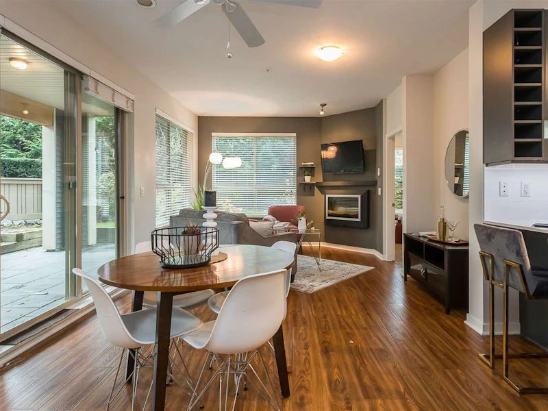 111 - 5655 210a Street, Langley BC V3A 0G4