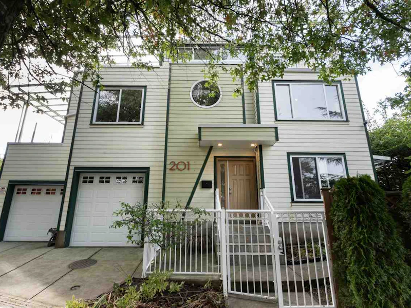 2018 Stainsbury Avenue, Vancouver BC V5N 2M8