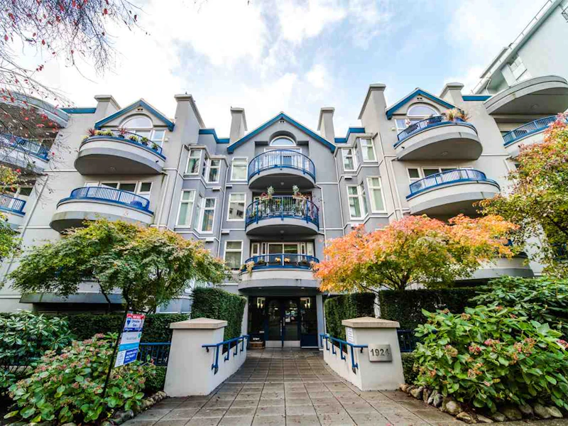 210 - 1924 Comox Street, Vancouver BC V6G 1R4