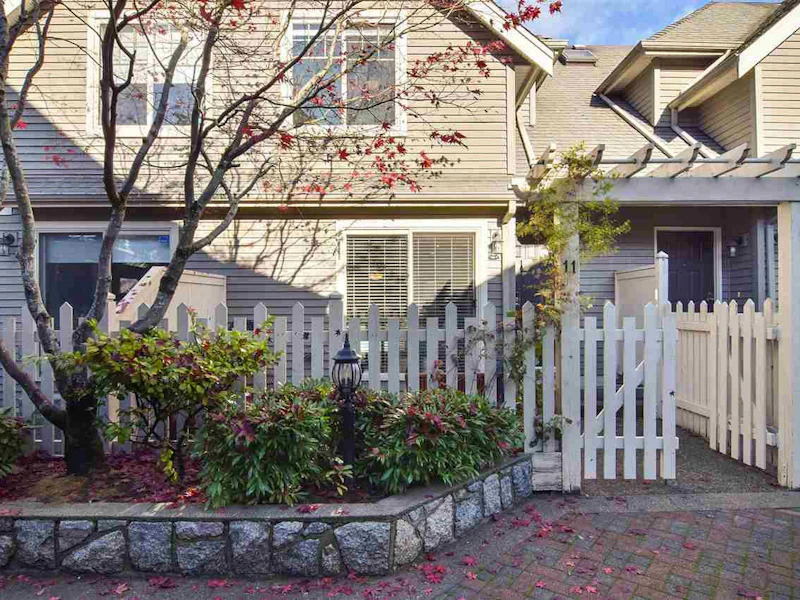 11 - 222 E 5th Street, North Vancouver BC V7L 1L7