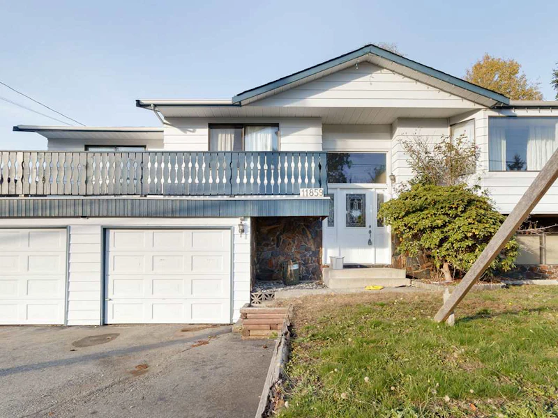 11859 75a Avenue, Delta BC V4C 1J8