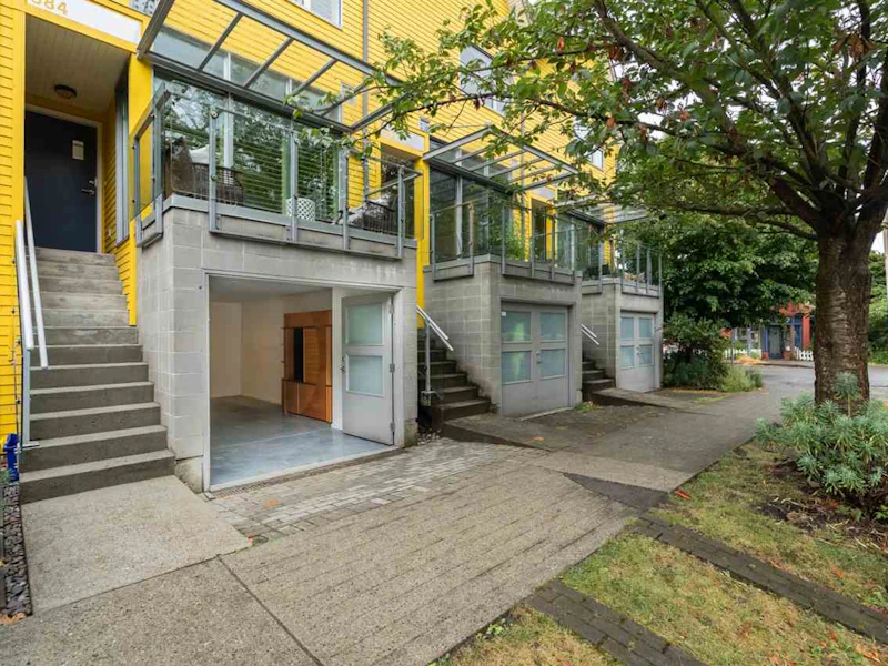 584 Hawks Avenue, Vancouver BC V6A 3H9