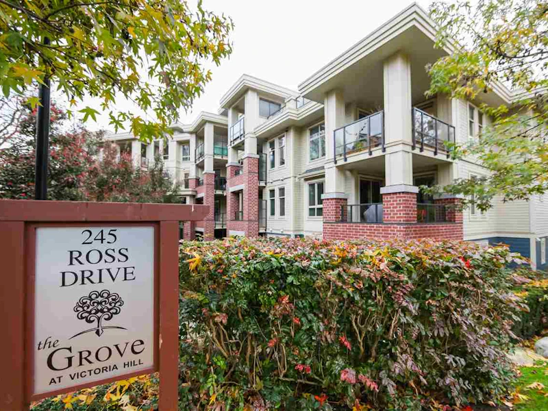 401 - 245 Ross Drive, New Westminster BC V3L 0C6