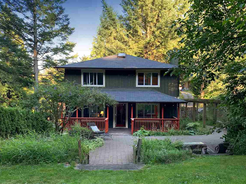 1285 Scarborough Road, Bowen Island BC V0N 1G1