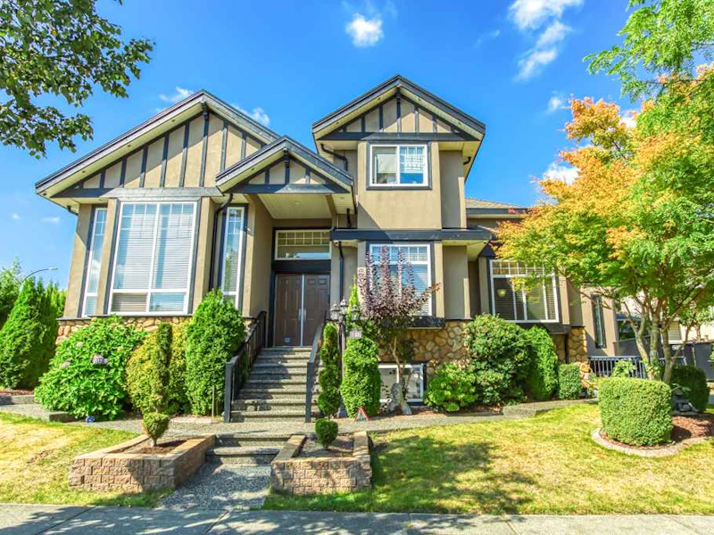 6917 150b Street, Surrey BC V3S 0W9