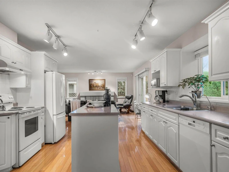 6446 188th Street, Surrey BC V3S 8V1