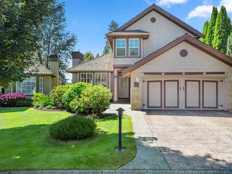 15300 Sequoia Drive, Surrey BC V3S 8N4