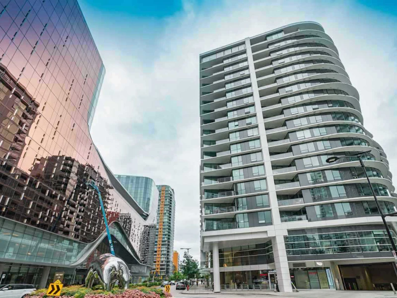 917 - 68 Smithe Street, Vancouver BC V6B 1M7