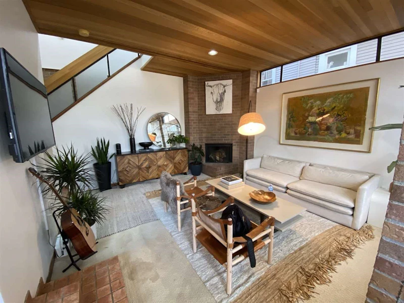 1309 Walnut Street, Vancouver BC V6J 3R2