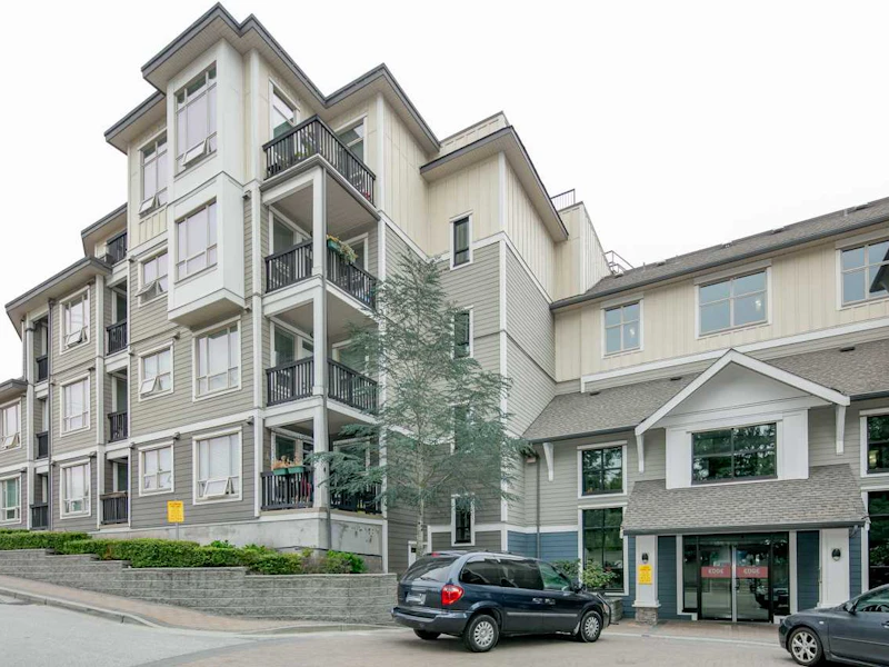 419 - 13897 Fraser Highway, Surrey BC V3T 0G8