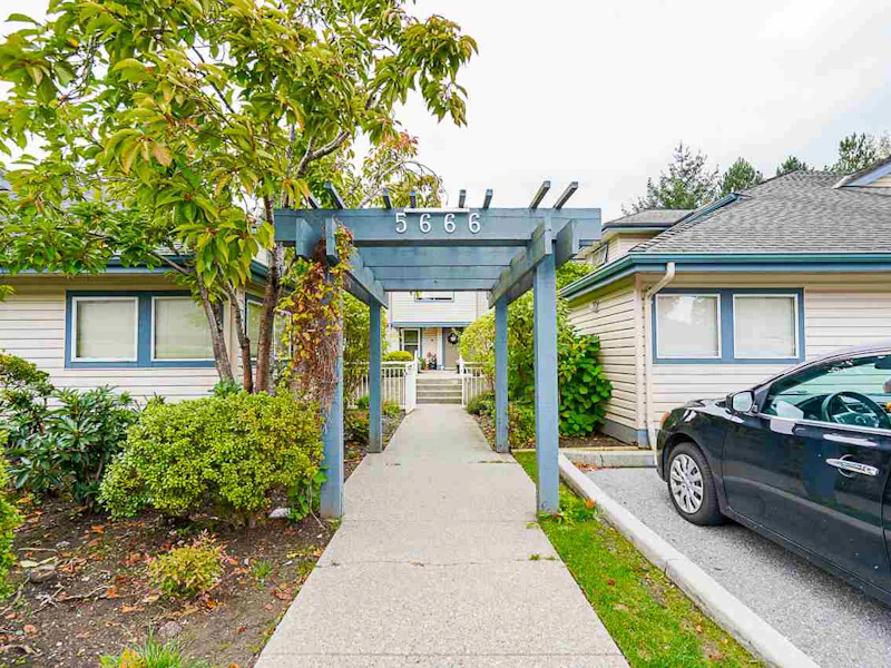 24 - 5666 208th Street, Langley BC V3A 8G4