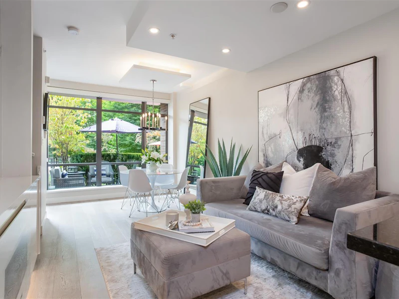 162 W 1st Street, North Vancouver BC V7M 1A9