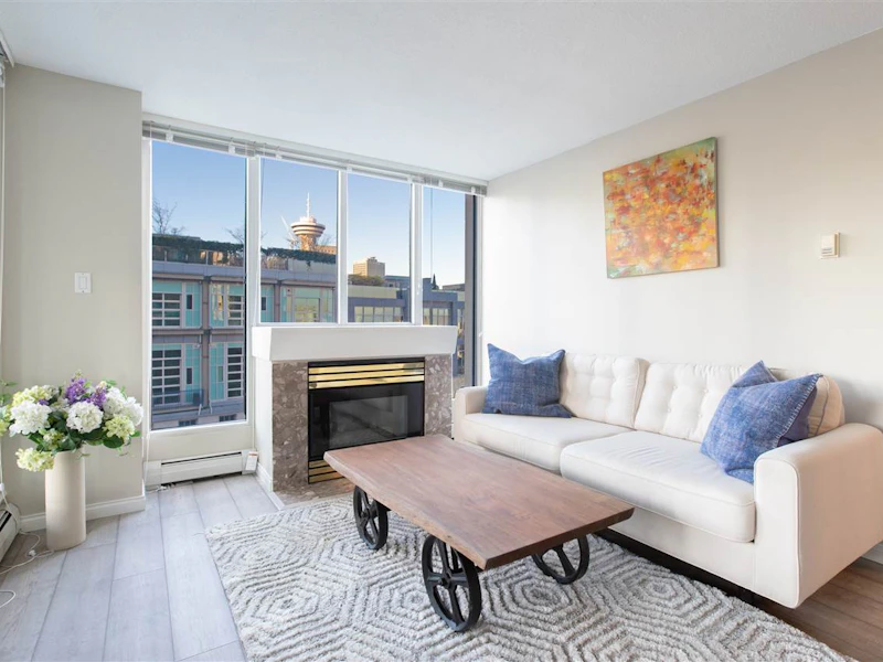 1101 - 183 Keefer Place, Vancouver BC V6B 6B9