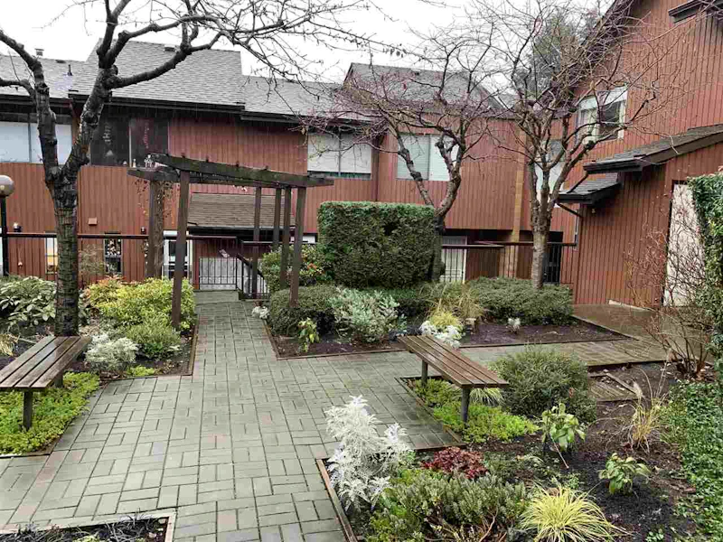 9 - 719 E 31st Avenue, Vancouver BC V5V 2W9