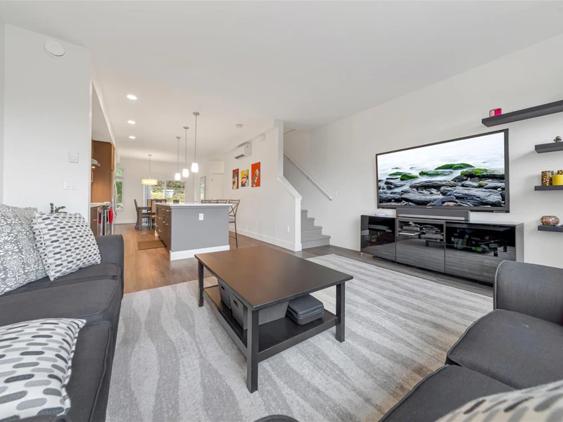 2 - 34230 Elmwood Drive, Abbotsford BC