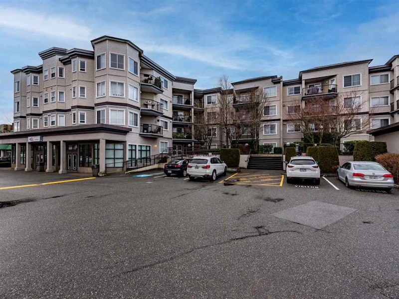 302 - 5759 Glover Road, Langley BC V3A 8M8