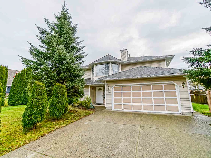 9096 142a Street, Surrey BC V3V 7Y1