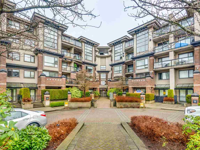 215 - 10866 City Parkway, Surrey BC V3T 5W9