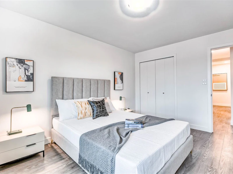 301 - 4625 Grange Street, Burnaby BC V5H 1R1