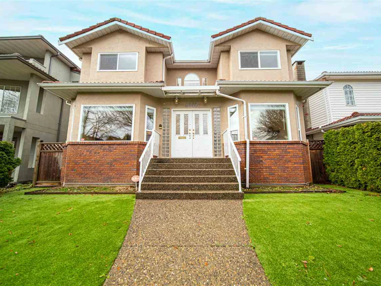 8147 French Street, Vancouver, BC, V6P 4V9