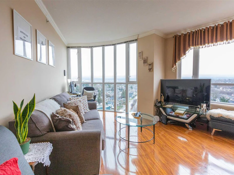 1105 - 4028 Knight Street, Vancouver BC V5N 5Y8