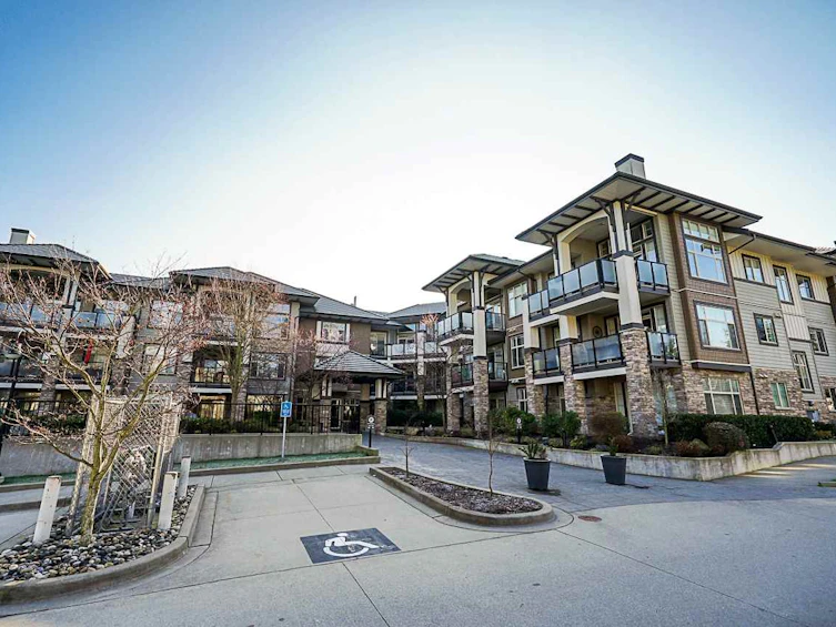 111-15195 36 Avenue, Surrey, BC, V3Z 4R3