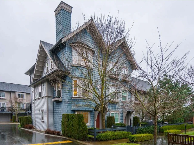 7 - 6450 187th Street, Surrey BC V3S 2X4