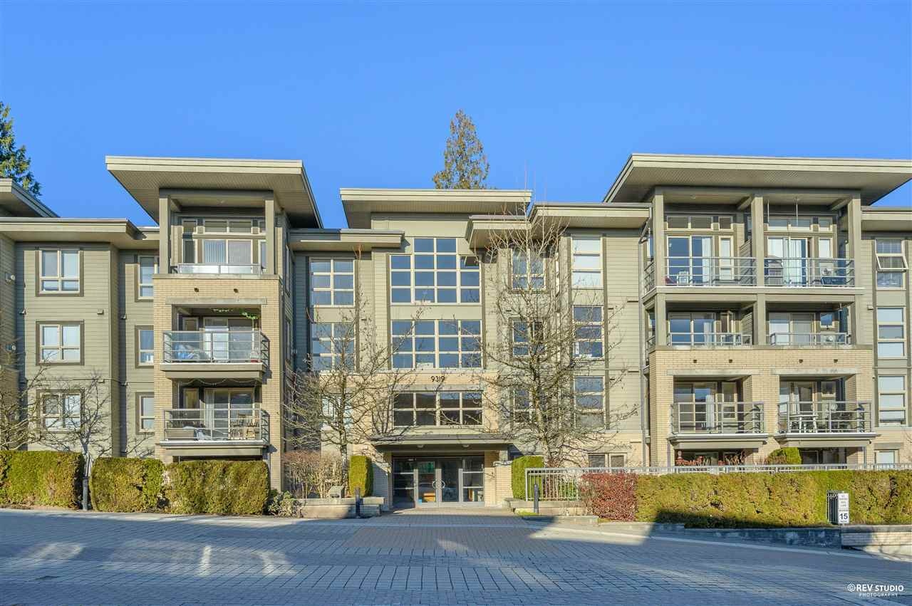 205-9319 University Crescent, Burnaby, BC, V5A 4Y5