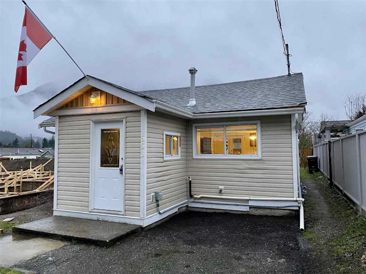 553 Douglas Street, Hope, BC, V0X 1L0