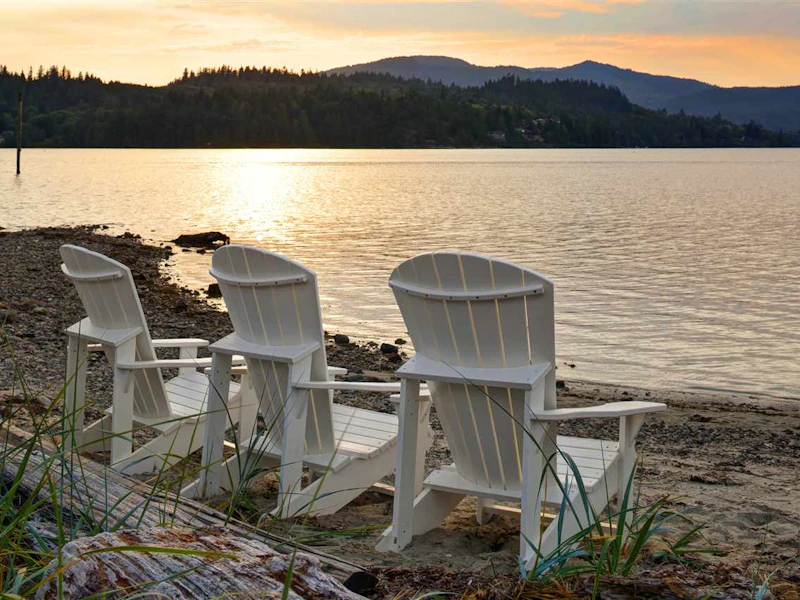 5907 Beachgate Lane, Sechelt BC