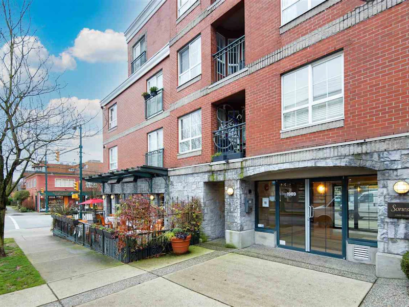 313 - 1989 Dunbar Street, Vancouver BC V6R 4R5