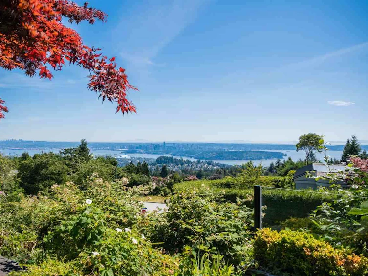 1102 Highland Drive, West Vancouver, BC, V7S 2H1